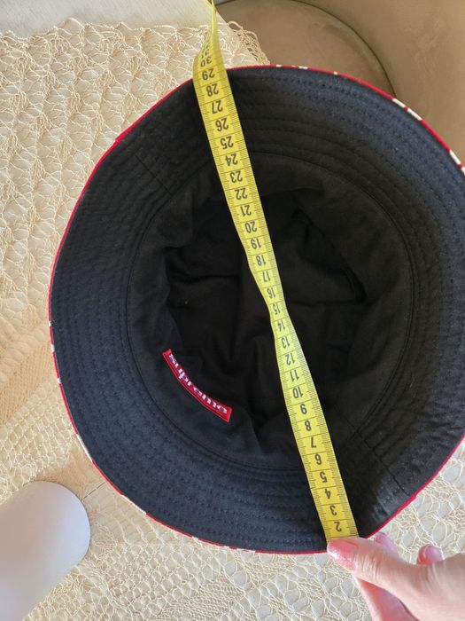 Шапка Supreme двулицева