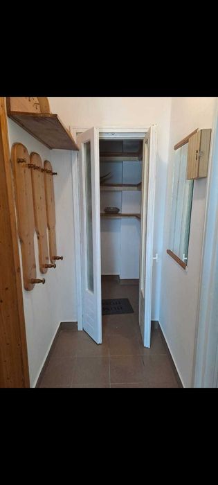 Inchiriez apartament cu 2 camere