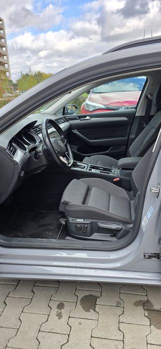 Volkswagen Passat 2.0 TDI DSG 2023 / schimb cu SUV