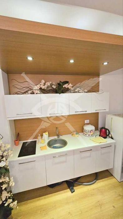 Продава се Двустаен апартамент в к.к. Слънчев бряг - 64 кв.м за 1282 €/кв.м - Снимка #8