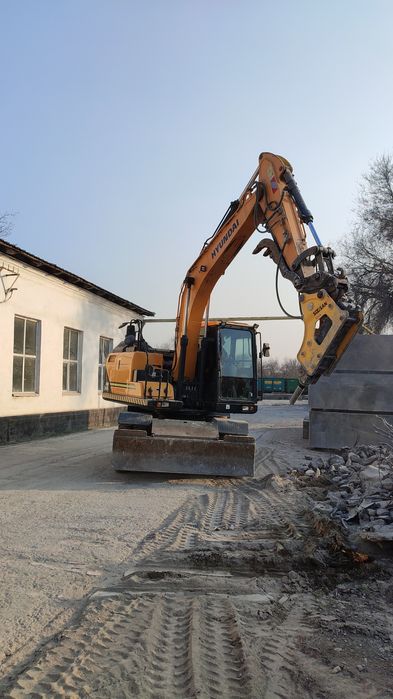 Экскаваторы в Алматы