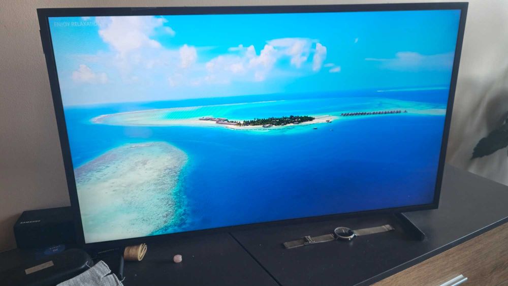 Samsung Рамката 32 инча smart tv