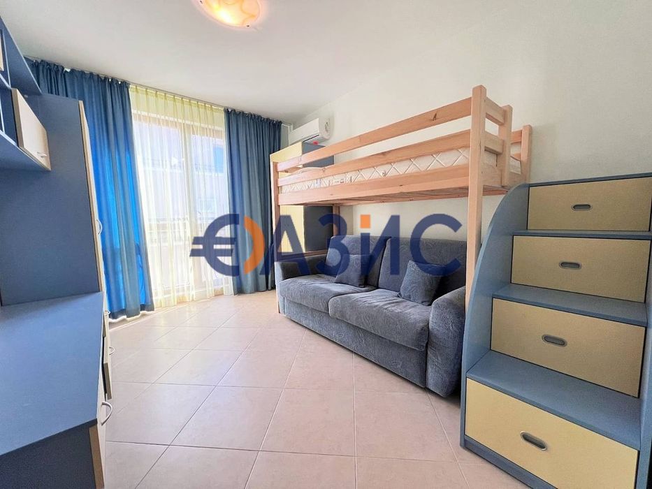 Продава се Тристаен апартамент в к.к. Слънчев бряг - 70 кв.м за 1643 €/кв.м - Снимка #8