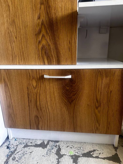 Письменный стол