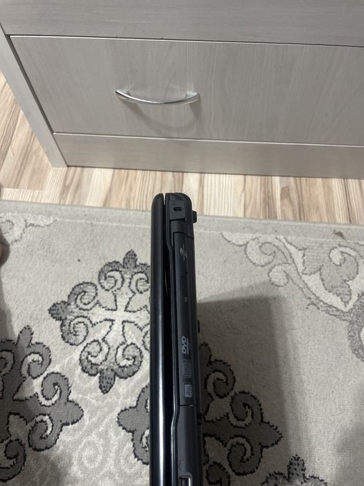 Нотбук Hp compaq