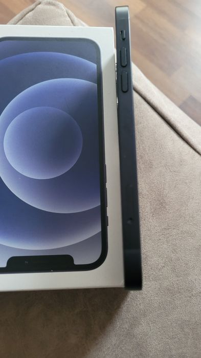 Vind iPhone 12 64giga