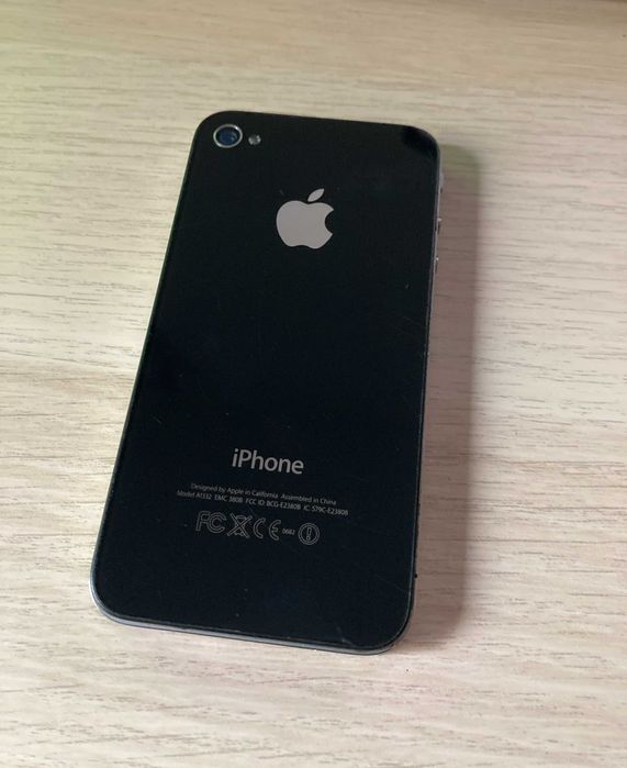 Telefon mobil Apple iPhone 4, 8GB, Black