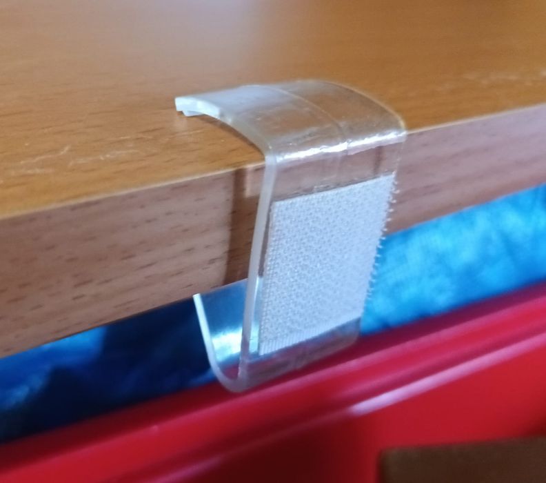 De vânzare eșarfe scaun + fuste si șervete din brocart