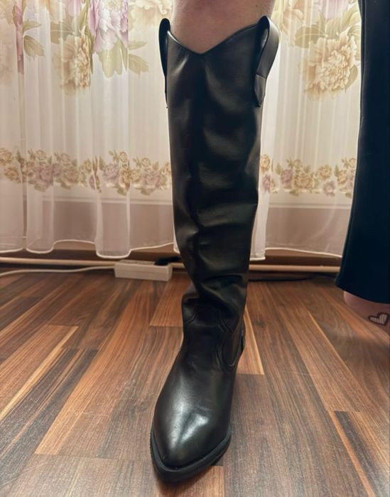 Cizme negre din piele