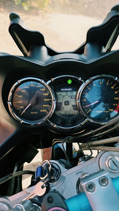 Suzuki v-strom dl 1000 vând sau schimb