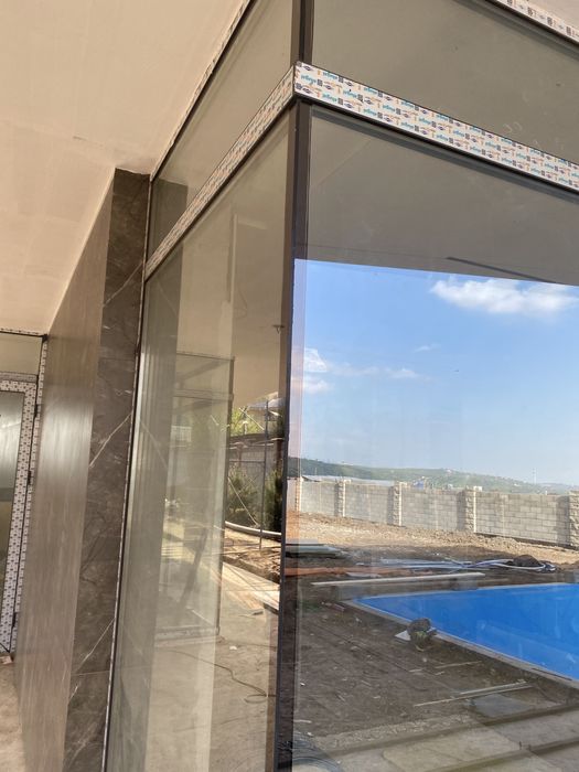 Окна двери витражи