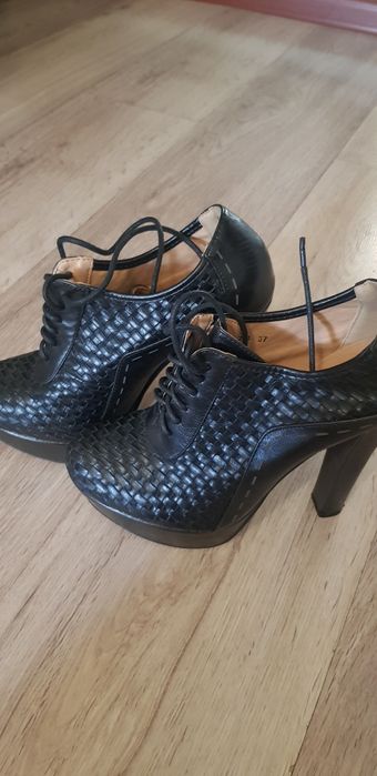 Продам туфли 37 размера
