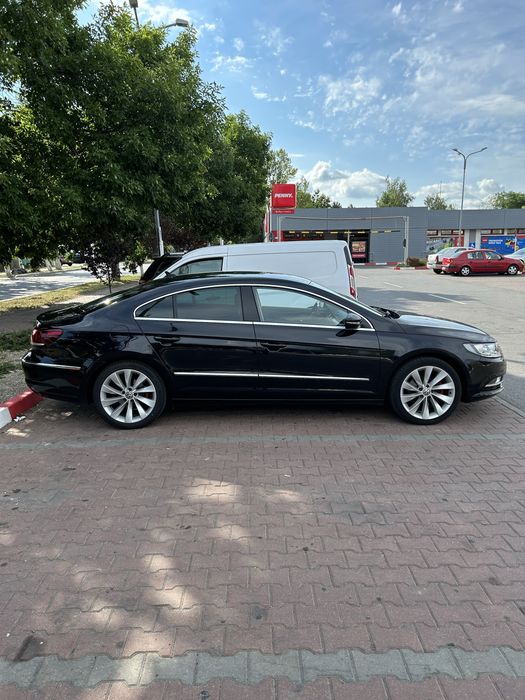 Vând Volkswagen CC