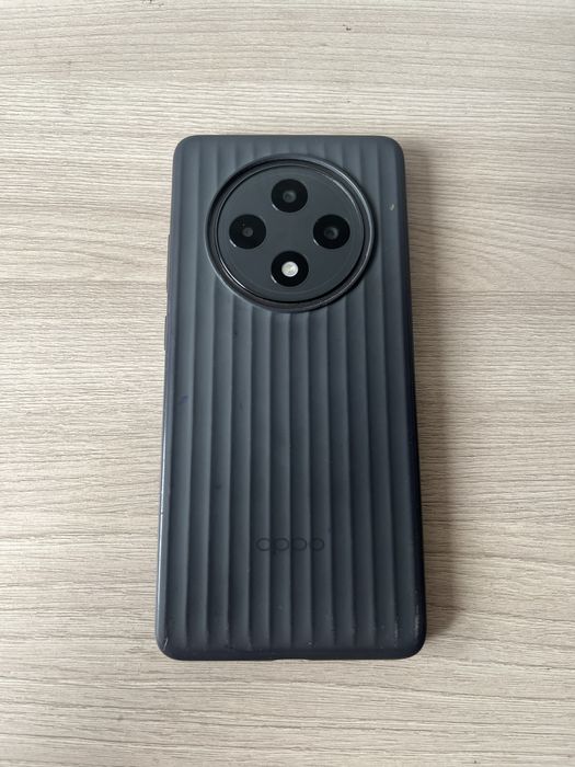 Продам Oppo reno 12f