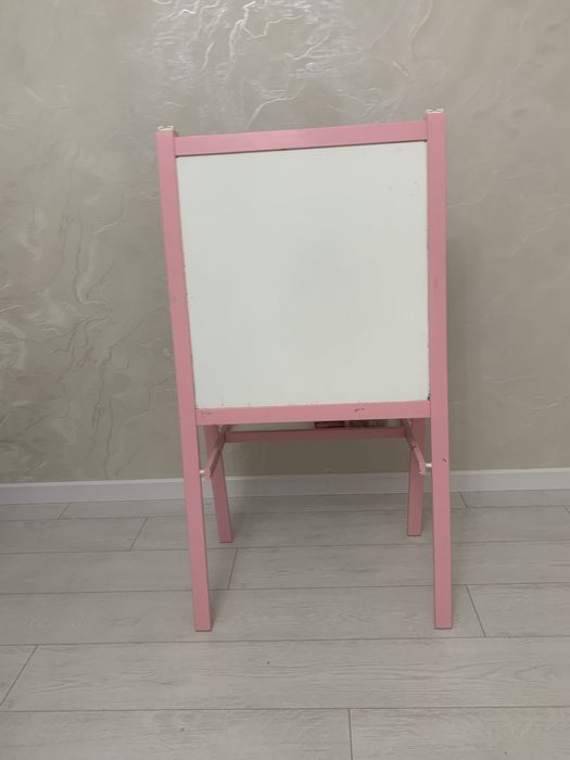 Мольберт для творчества. Ikea. Детям