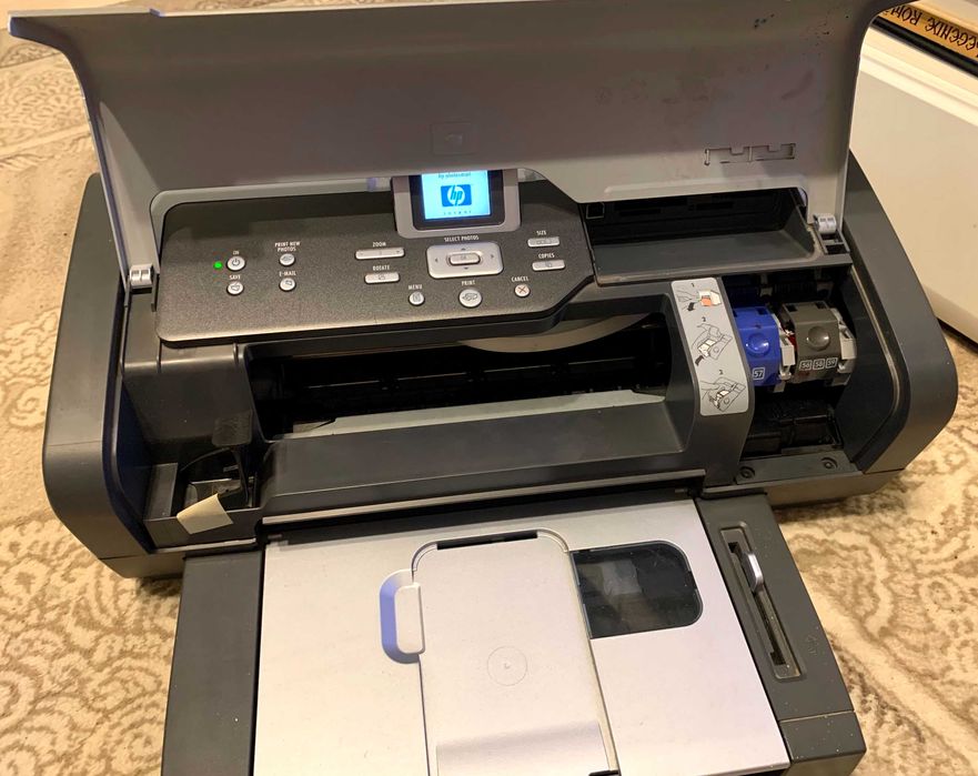 Imprimantă foto HP Photosmart 7760 funcțională, necesită cartușe noi