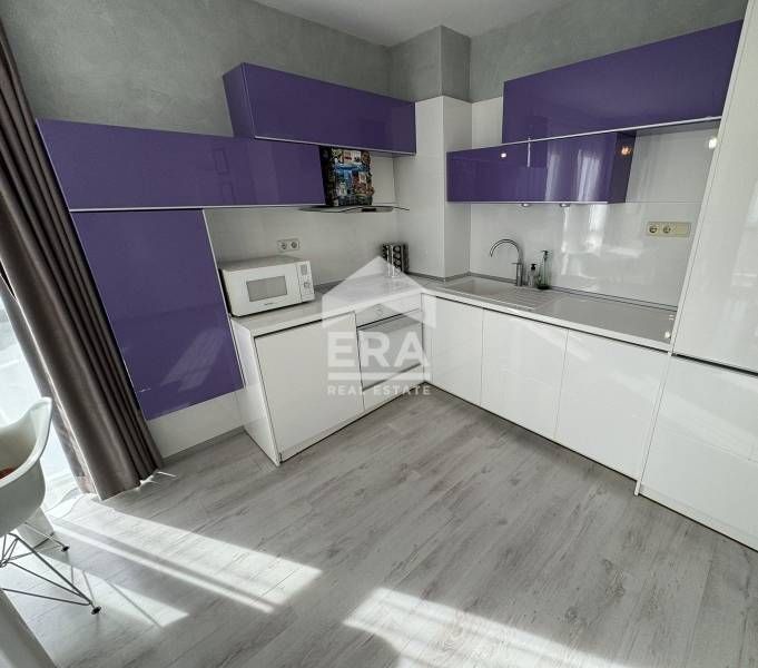 Продава се Тристаен апартамент в Варна, м-т Траката - 109 кв.м за 1217 €/кв.м - Снимка #6