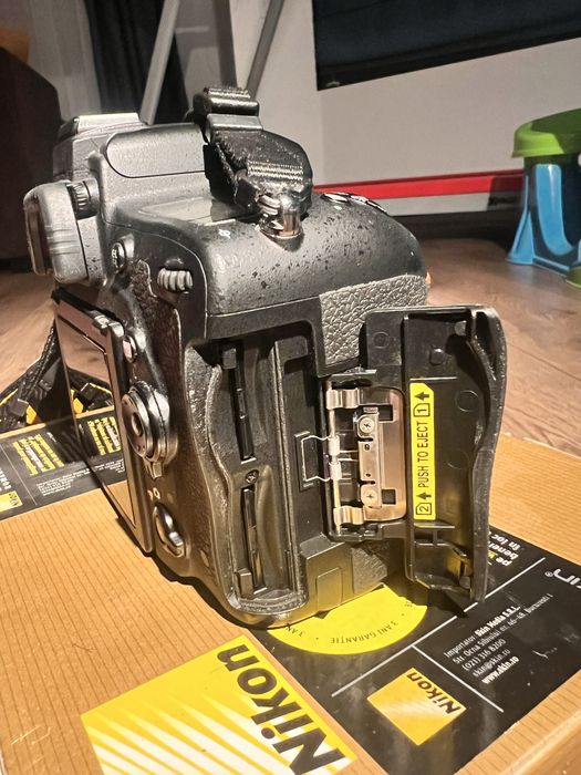 Nikon D750 FX Full Frame | doar 32.000 cadre | impecabil + CADOU