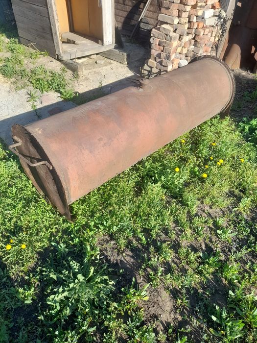 Продам бак недорого