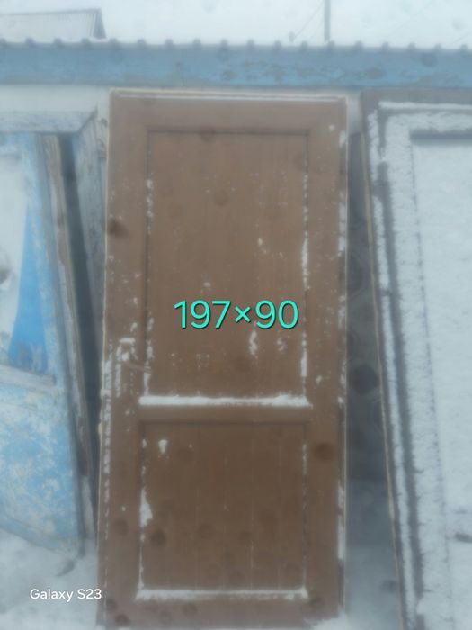 Пластиковый двери