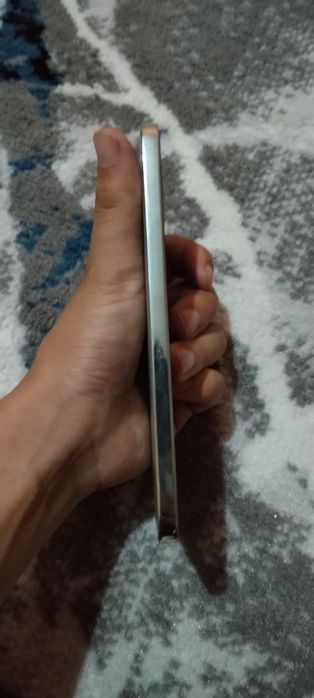 Huawei Nova 13 yengi olganmga 5 kun boldi pul zarurligi uchun sotvomma