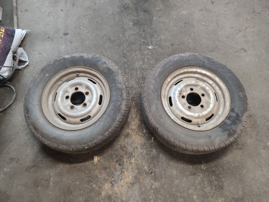 Пара колёс Москвич