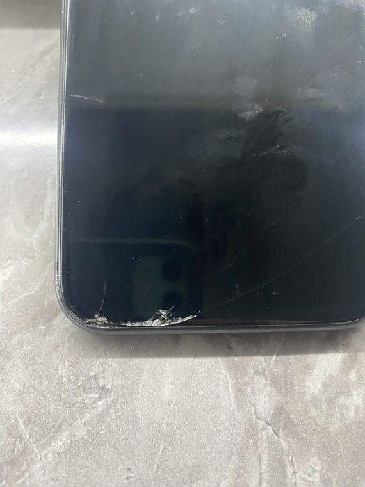 iPhone 11 64gb с коробкой