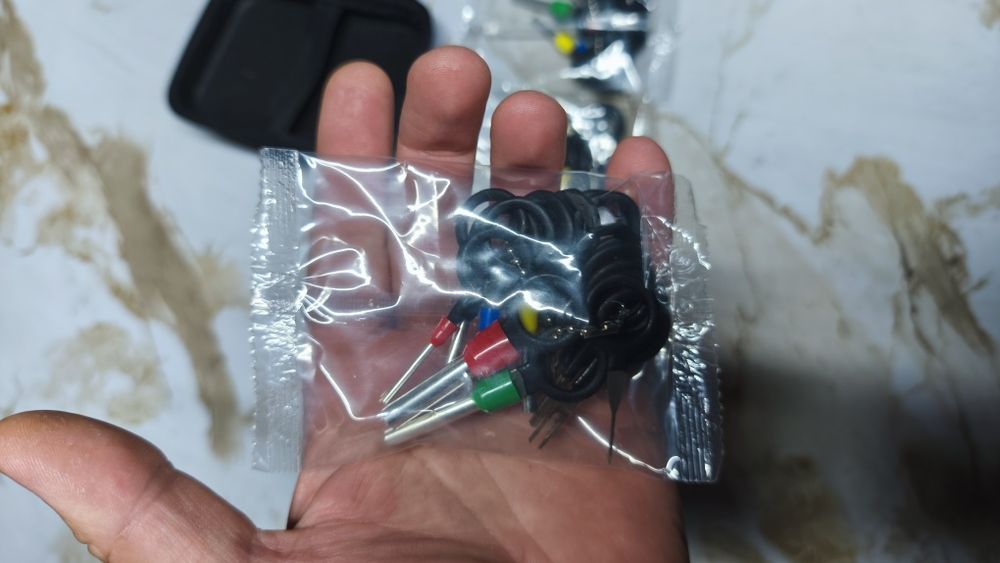 100 броя комплект инструменти за изваждане на пинове