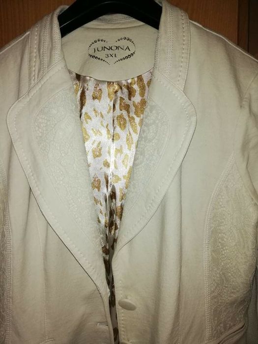 Сако Юнона/ Junona