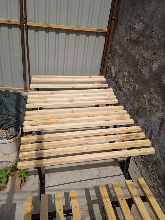 Скамейкалар сотилади 150 минг