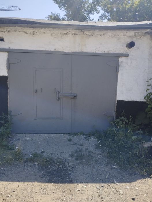 Продаю гараж в Михайловки по улице Охотская