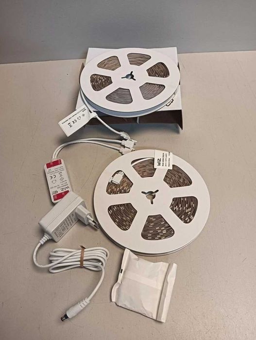 WiZ RGB LED лента 30M WiFi управление персонализируема 16 мил цвята