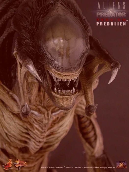 Hot Toys Пришълецът срещу Хищника Реквием/ Хищнопришълецът от филма