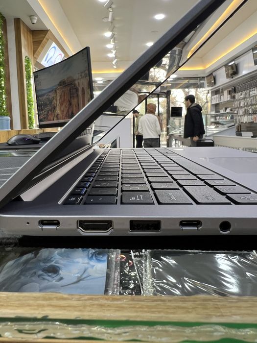 ASUS ExpertBook/Core 5 210H