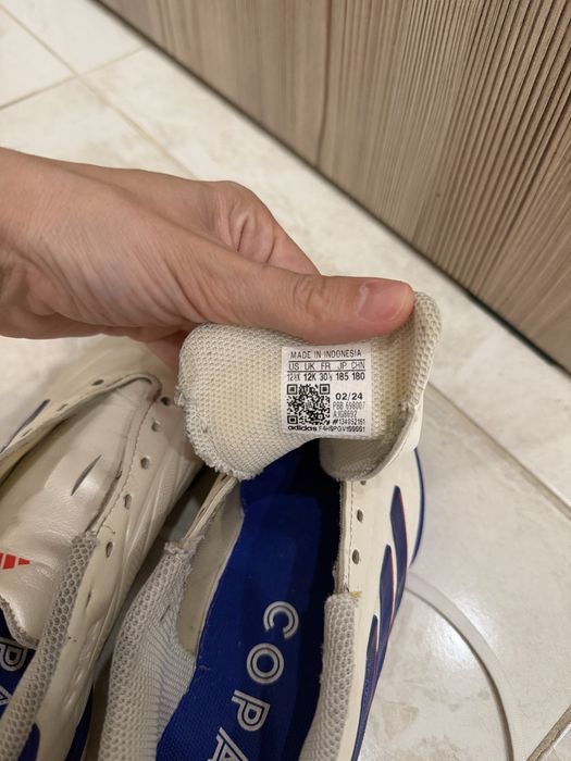 Бутсы «сороконожки» Адидас оригинальные