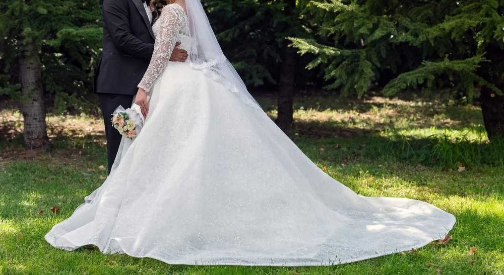 Булченска рокля с подарък було и 2ра рокля на супер изгодна цена