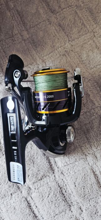 Продам  спиннинг Maximus с катушкой