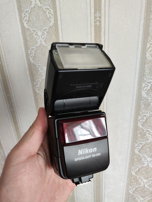 Nikon Speedlight вспышка SB-600