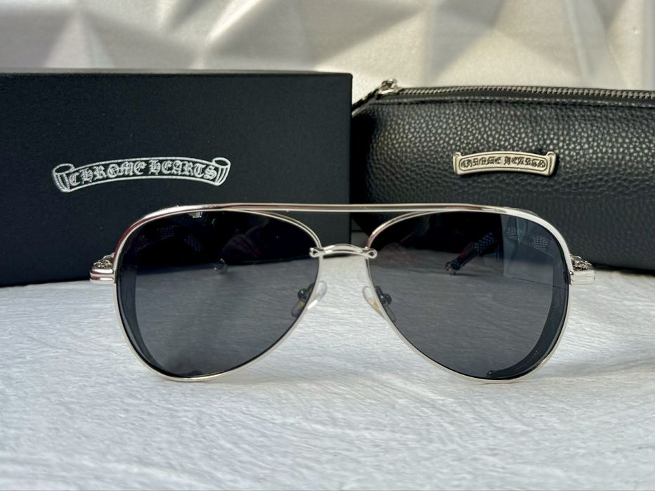 Мъжки слънчеви очила с капаци отстрани 2 цвята chrome hearts