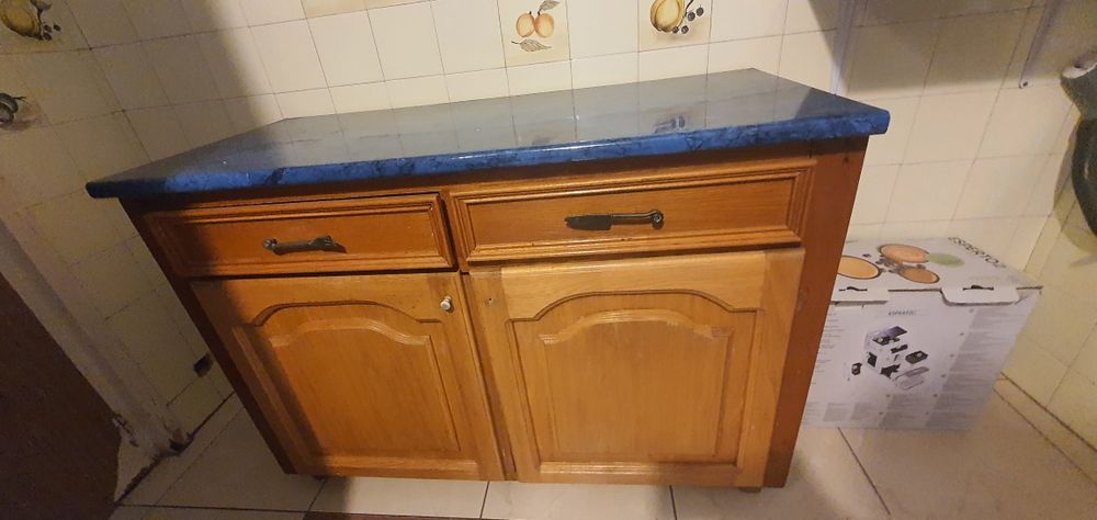 Mobilă de bucătărie