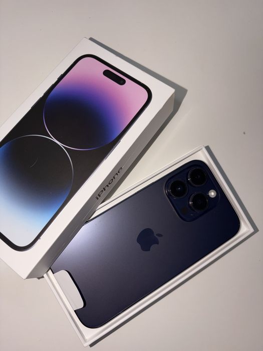 Vând Iphone 14 Pro Deep purple Impecabil + 5 Huse MOBILFOX CADOU