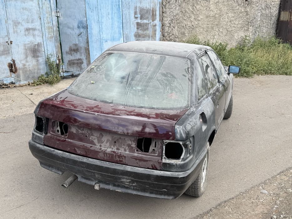 Ауди 80 Б3 Запчасти .