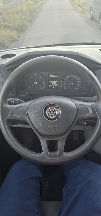 VW, t6, an 2019, locuri 8+1