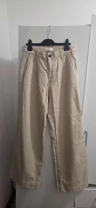 Pantaloni pentru femei H&m,marimea 34,stare foarte buna