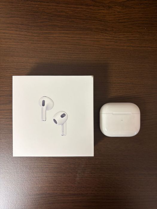 Vand Casti AirPods