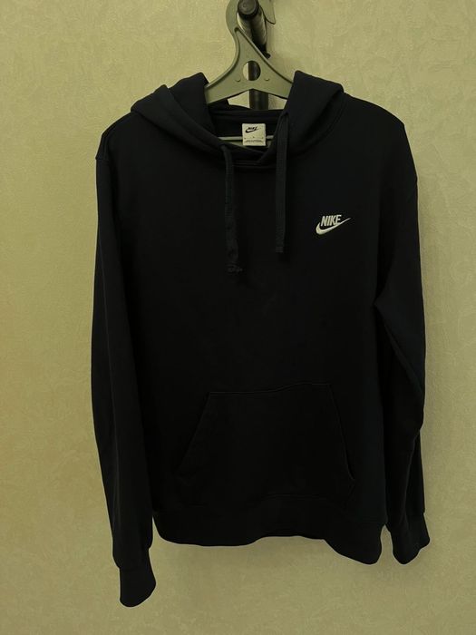 Продам двойку nike