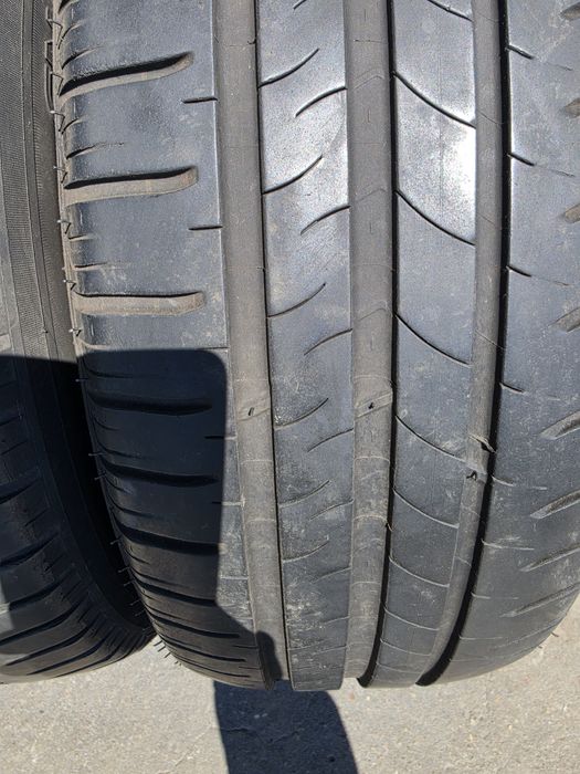 2 броя летни гуми 205/60/16 Michelin DOT 0415 5 mm
