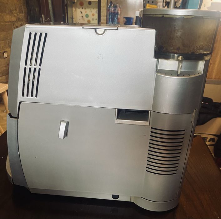 Кафеавтомат/кафе машина saeco royale