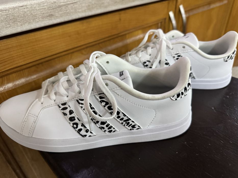 Дамски маратонки Adidas