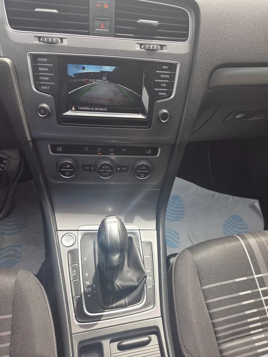 Volkswagen Golf 7 Lounge 2016 1.6tdi E5 DSG camera keyless...pret  7390e neg